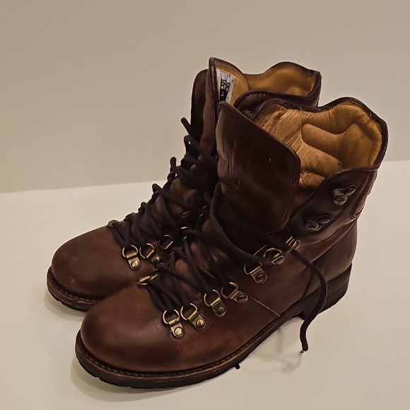 Women's Frye Dark Brown Leather Lace Up Hiking Boots Size 7B - Picture 3 of 9